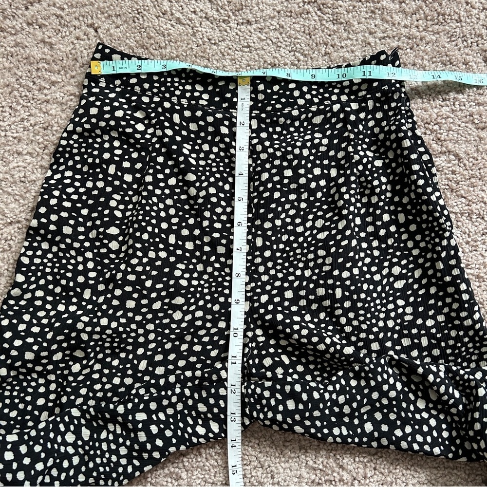 Nasty Gal Black and White Patterned Wide Leg Pants Size 4 - Picture 6 of 8